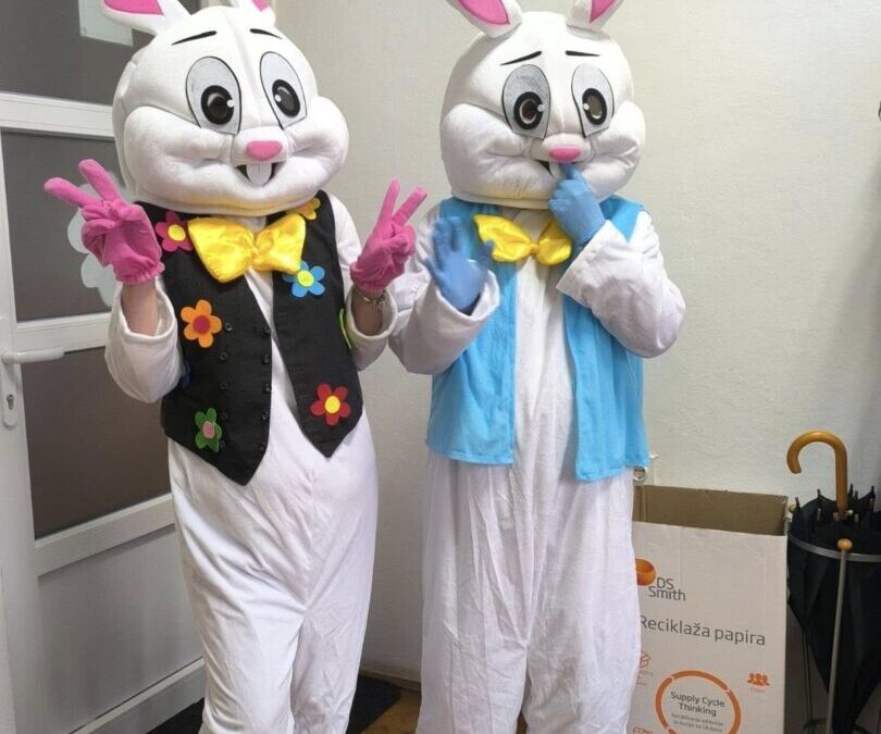 Uskrsni zečevi razveselili učenike